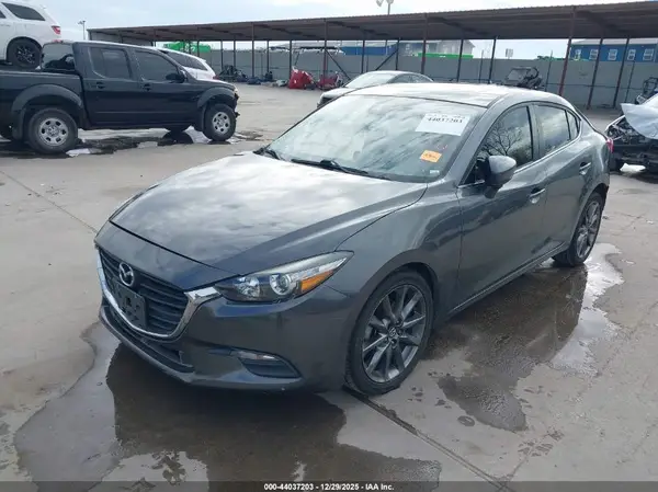 3MZBN1V3XJM271789 2018 MAZDA 3 - Image 2