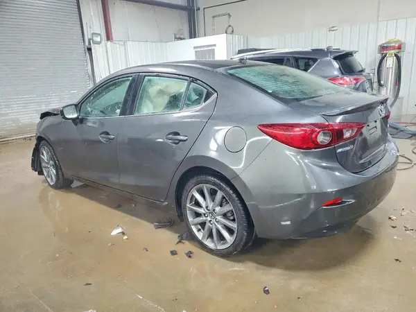 3MZBN1V3XJM273333 2018 MAZDA 3 - Image 2