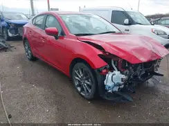 3MZBN1V3XJM275308 2018 MAZDA 3