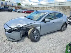 3MZBN1V3XJM276457 2018 MAZDA 3