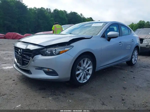 3MZBN1V70HM104273 2017 MAZDA 3 - Image 2