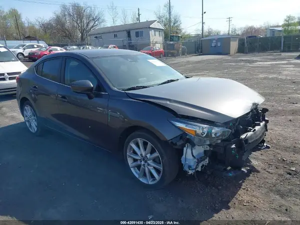 3MZBN1V70HM130081 2017 MAZDA 3 - Image 1