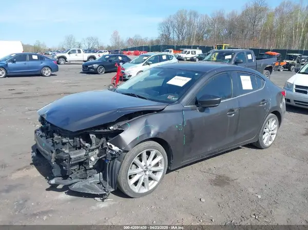 3MZBN1V70HM130081 2017 MAZDA 3 - Image 2