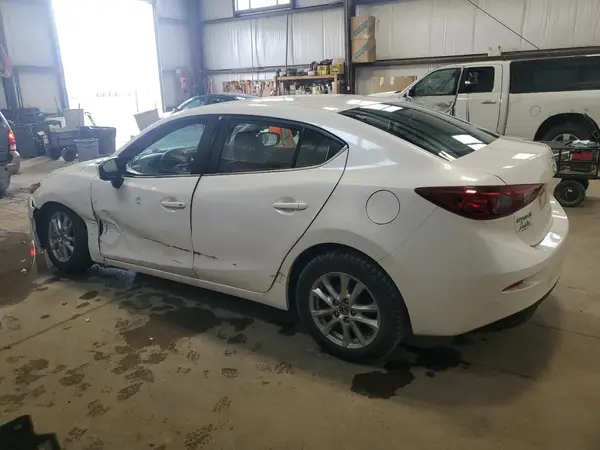 3MZBN1V70JM224029 2018 MAZDA 3 - Image 2