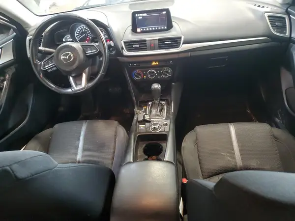 3MZBN1V70JM224029 2018 MAZDA 3 - Image 8