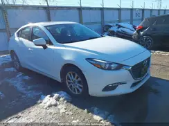 3MZBN1V70JM226413 2018 MAZDA 3