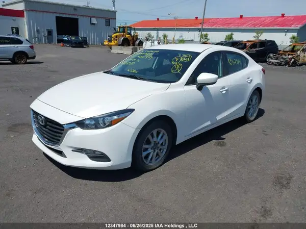 3MZBN1V70JM228856 2018 MAZDA 3 - Image 2
