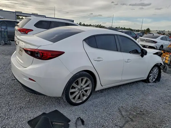 3MZBN1V71HM105674 2017 MAZDA 3 - Image 2