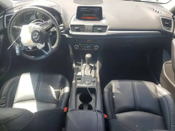 3MZBN1V71HM111541 2017 MAZDA 3 - Image 8