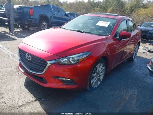 3MZBN1V71HM113807 2017 MAZDA 3 - Image 2
