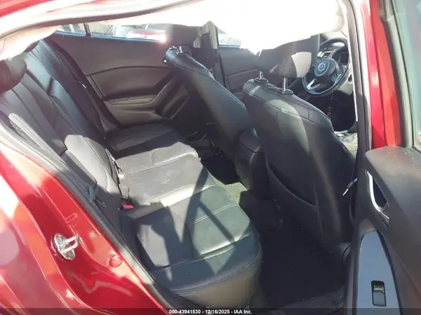 3MZBN1V71HM113807 2017 MAZDA 3 - Image 8
