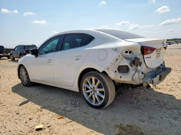 3MZBN1V71HM114522 2017 MAZDA 3 - Image 2
