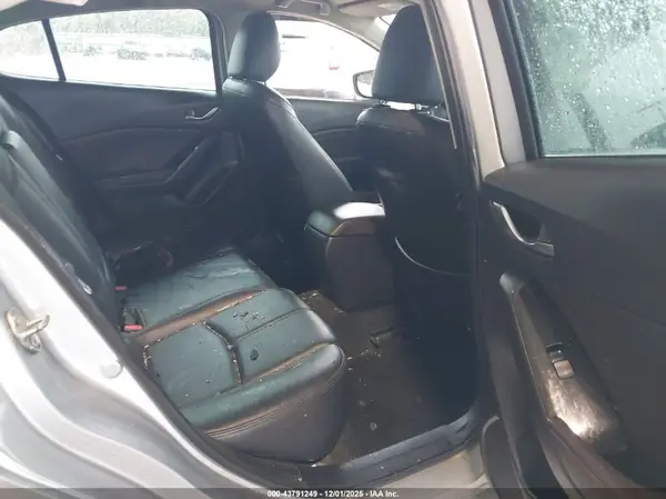 3MZBN1V71HM117131 2017 MAZDA 3 - Image 8