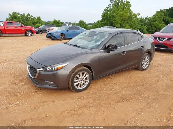 3MZBN1V71HM121325 2017 MAZDA 3 - Image 2