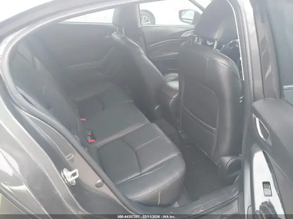3MZBN1V71HM132311 2017 MAZDA 3 - Image 8
