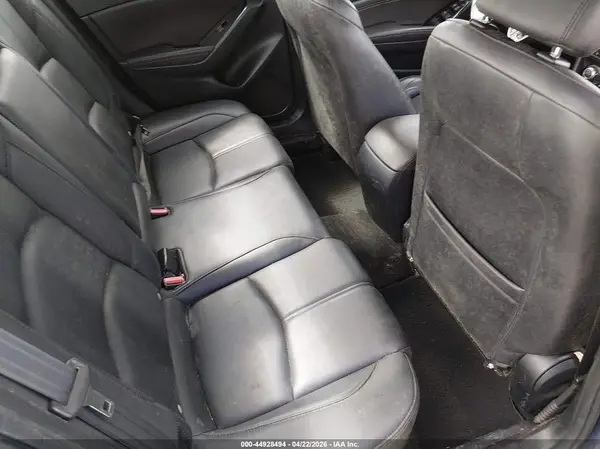 3MZBN1V71HM133572 2017 MAZDA 3 - Image 8