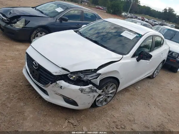 3MZBN1V71HM148363 2017 MAZDA 3 - Image 2