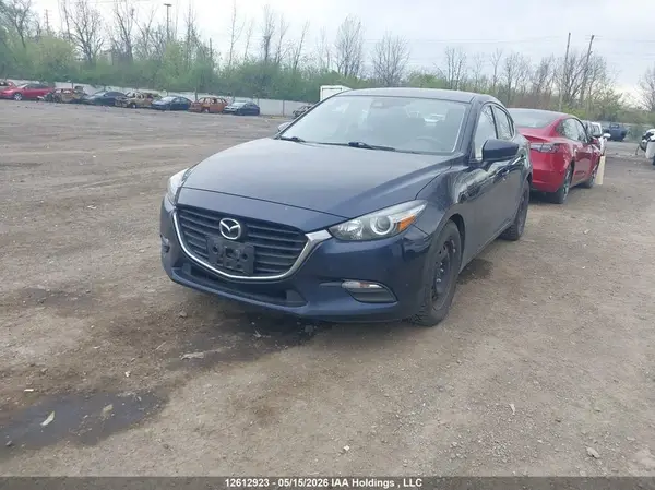 3MZBN1V71JM233788 2018 MAZDA 3 - Image 2