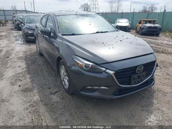 3MZBN1V71JM250512 2018 MAZDA 3 - Image 1