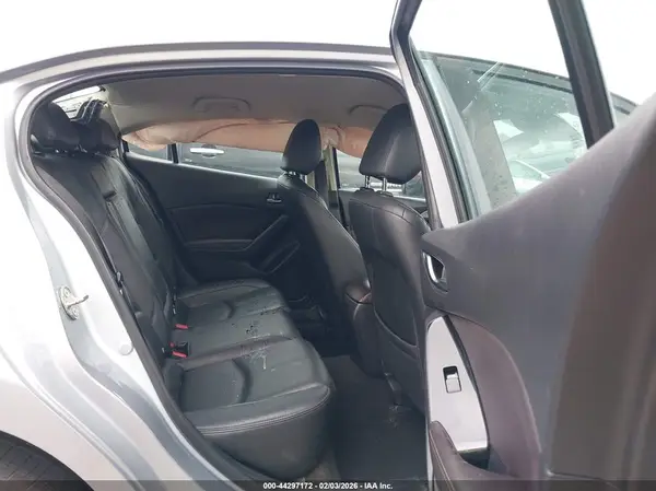 3MZBN1V72HM102265 2017 MAZDA 3 - Image 8