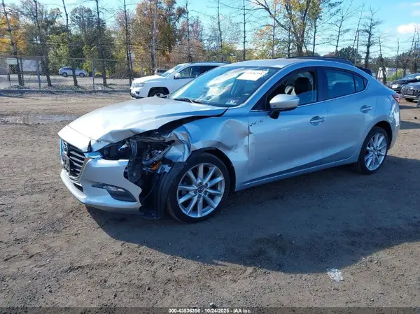 3MZBN1V72HM105523 2017 MAZDA 3 - Image 2