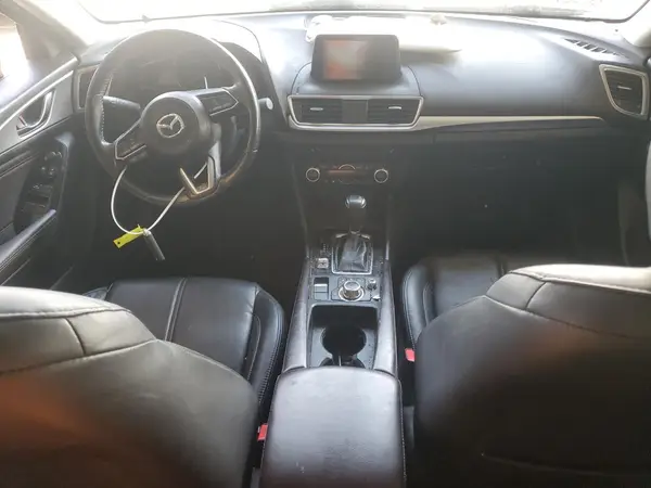 3MZBN1V72HM111970 2017 MAZDA 3 - Image 8