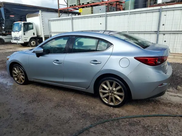 3MZBN1V72HM112584 2017 MAZDA 3 - Image 2