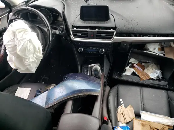3MZBN1V72HM114254 2017 MAZDA 3 - Image 8