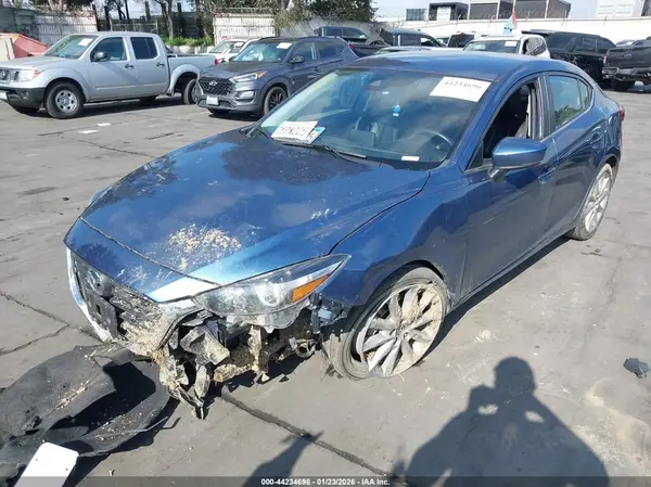 3MZBN1V72HM124007 2017 MAZDA 3 - Image 2