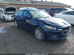3MZBN1V72JM252074 2018 MAZDA 3