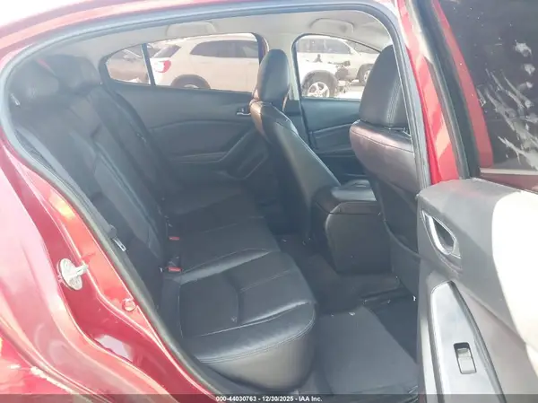 3MZBN1V73HM106132 2017 MAZDA 3 - Image 8