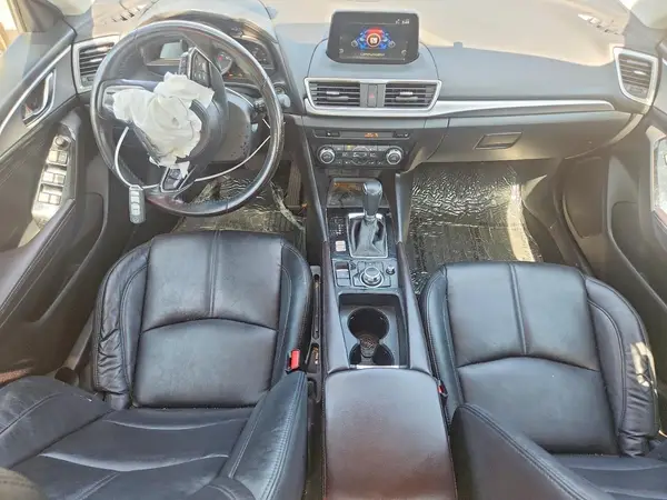 3MZBN1V73HM111153 2017 MAZDA 3 - Image 8