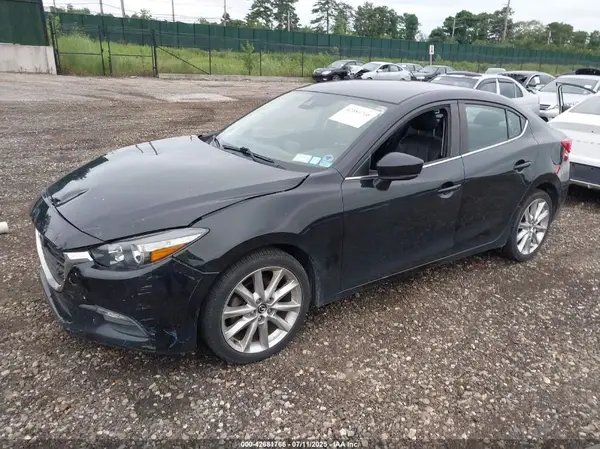 3MZBN1V73HM120306 2017 MAZDA 3 - Image 2