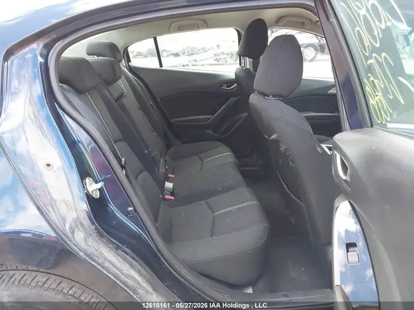 3MZBN1V73JM225868 2018 MAZDA 3 - Image 8