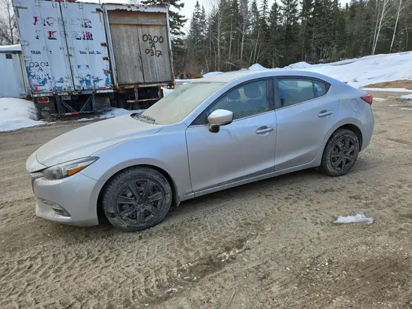 3MZBN1V73JM262466 2018 MAZDA 3 - Image 1