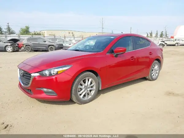3MZBN1V73JM263102 2018 MAZDA 3 - Image 2