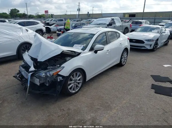 3MZBN1V74HM100128 2017 MAZDA 3 - Image 2