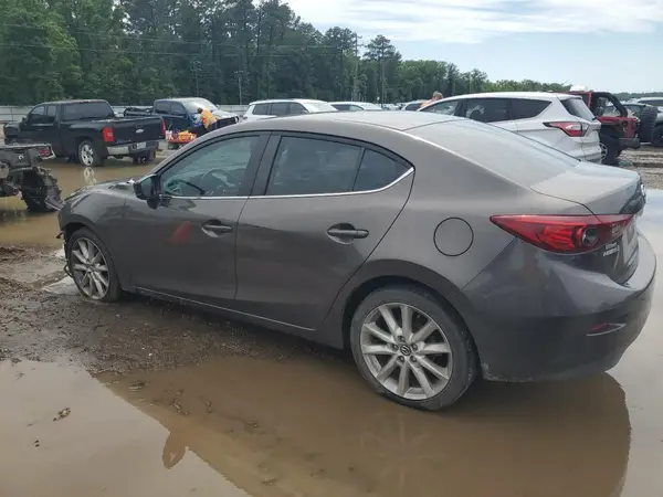 3MZBN1V74HM110643 2017 MAZDA 3 - Image 2