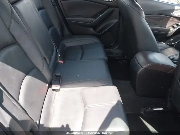 3MZBN1V74HM114577 2017 MAZDA 3 - Image 8