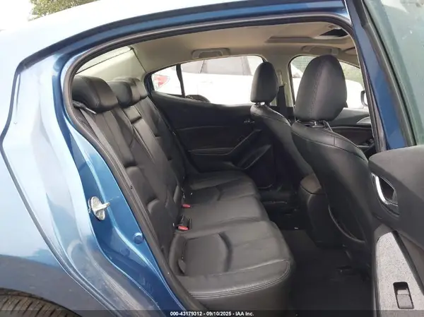 3MZBN1V74HM116314 2017 MAZDA 3 - Image 8