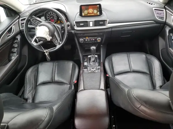 3MZBN1V74HM117530 2017 MAZDA 3 - Image 8