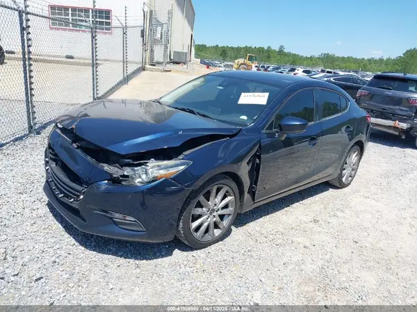 3MZBN1V74HM131590 2017 MAZDA 3 - Image 2