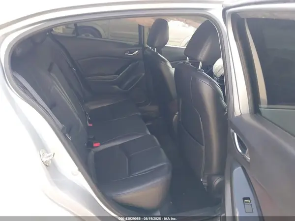 3MZBN1V74HM151886 2017 MAZDA 3 - Image 8