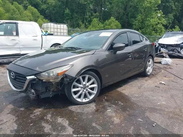 3MZBN1V74HM152018 2017 MAZDA 3 - Image 2