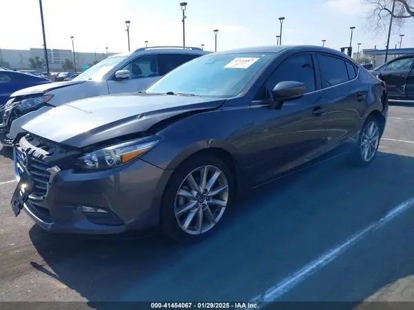 3MZBN1V74HM152598 2017 MAZDA 3 - Image 2