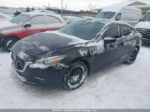 3MZBN1V74JM219111 2018 MAZDA 3 - Image 2