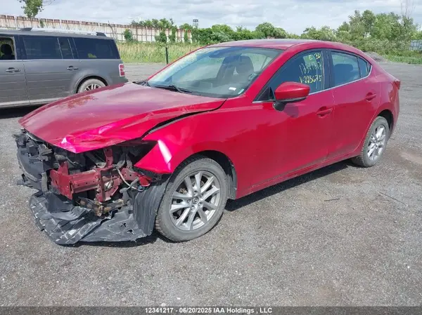 3MZBN1V74JM223675 2018 MAZDA 3 - Image 2