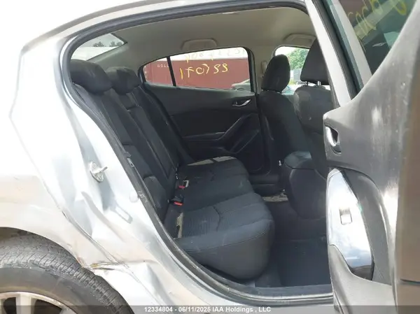 3MZBN1V74JM225071 2018 MAZDA 3 - Image 8