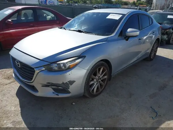 3MZBN1V75HM108352 2017 MAZDA 3 - Image 2