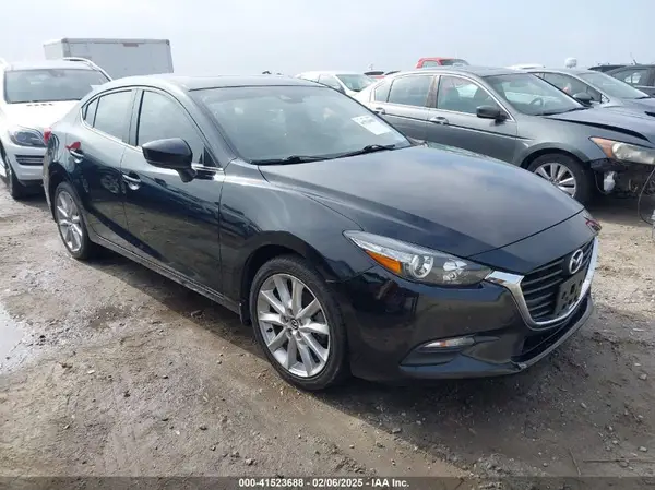 3MZBN1V75HM118380 2017 MAZDA 3 - Image 1